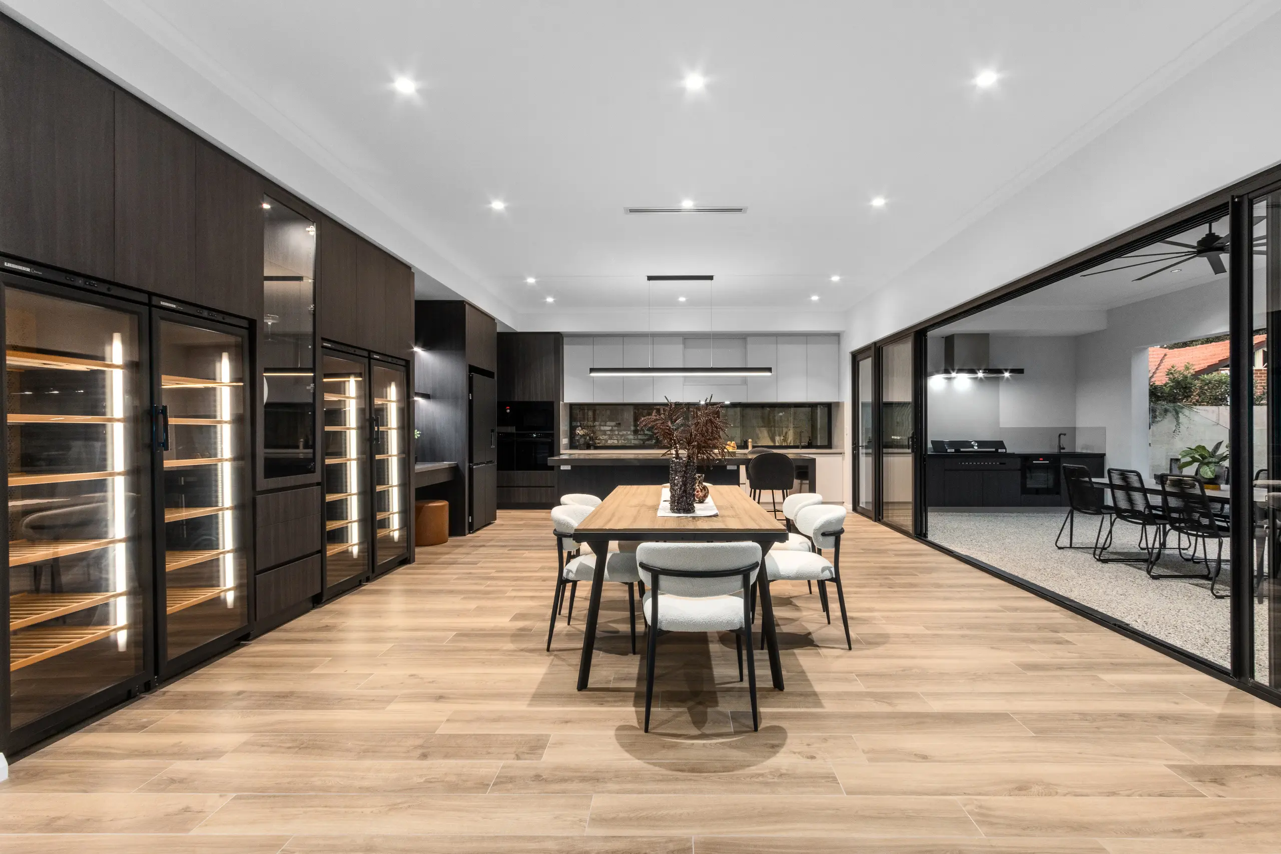 Kinross dining area
